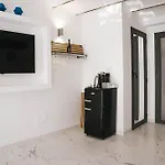 & Luxury * קורליאונה
